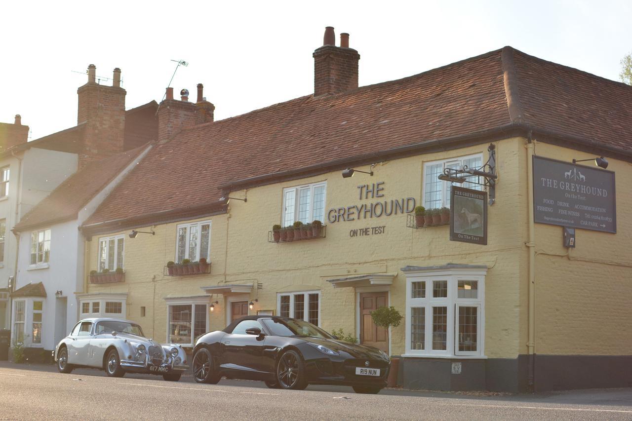 The Greyhound On The Test Hotel Stockbridge  Buitenkant foto